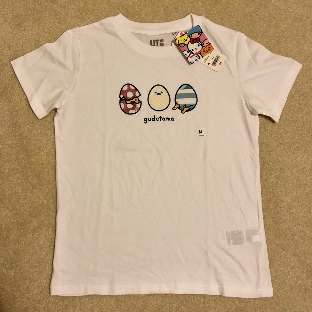 UNIQLO Sanrio Gudetama T-shirt